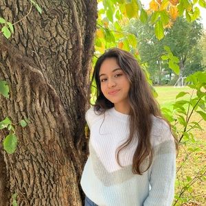 Meet your Posher, Angelina